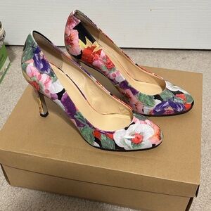 Nine West Vibrant Floral Heels